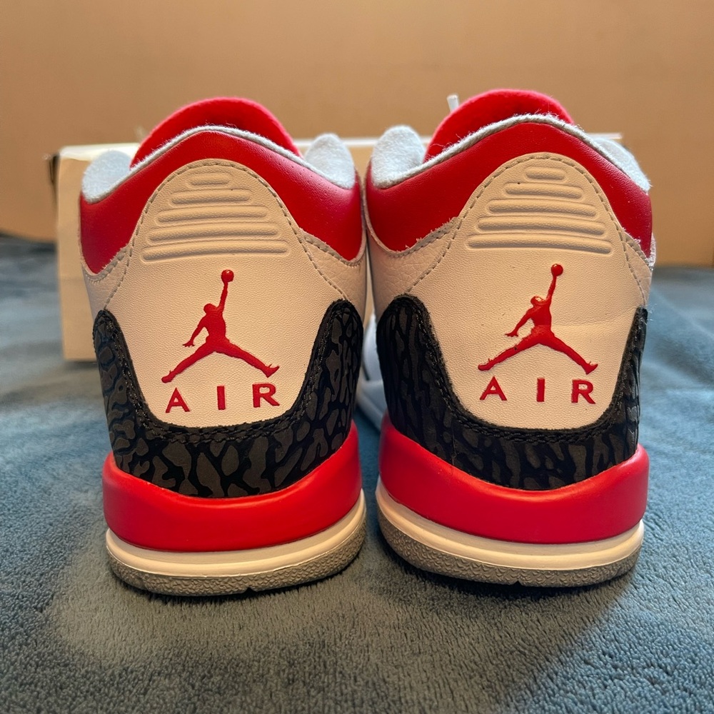 Nike Air Jordan 3 Retro GS 834014 NEW IN BOX white/red/grey